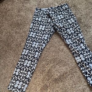 GAP Factory Black and White Patterned Skinny Jeans